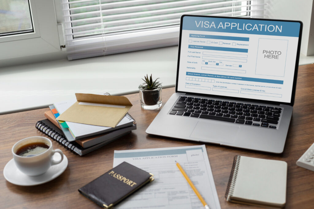 Découvrez les défaillances d'une demande d'un titre de séjour en France selon Amnesty International