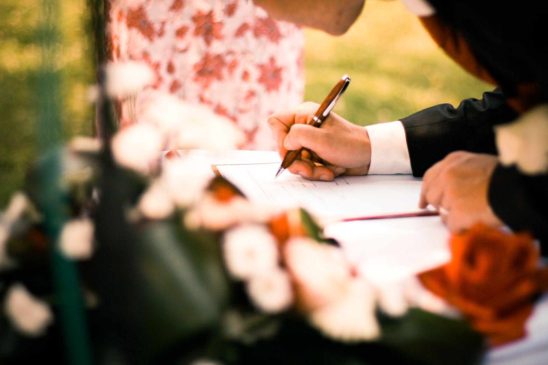 découvrez les démarches pour obtenir une autorisation de travail pour le conjoint de français : conditions, procédure, documents à fournir et conseils pratiques pour faciliter l’emploi en france.