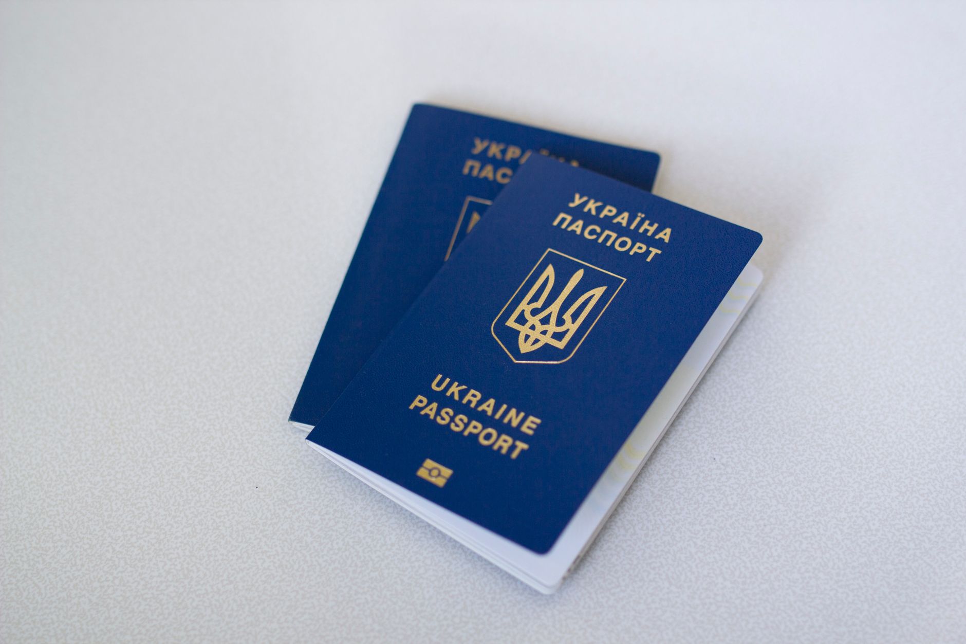 Changer un visa touristique en titre de séjour : étapes et conseils