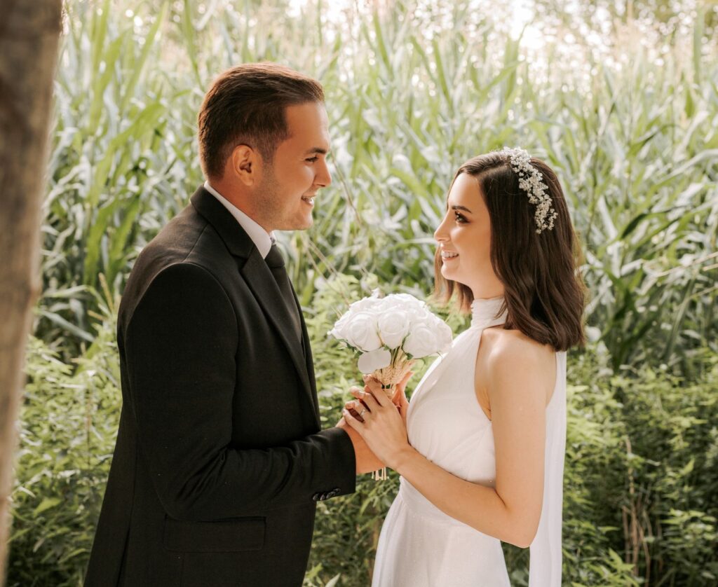 Comprendre le mariage blanc : enjeux et réalités