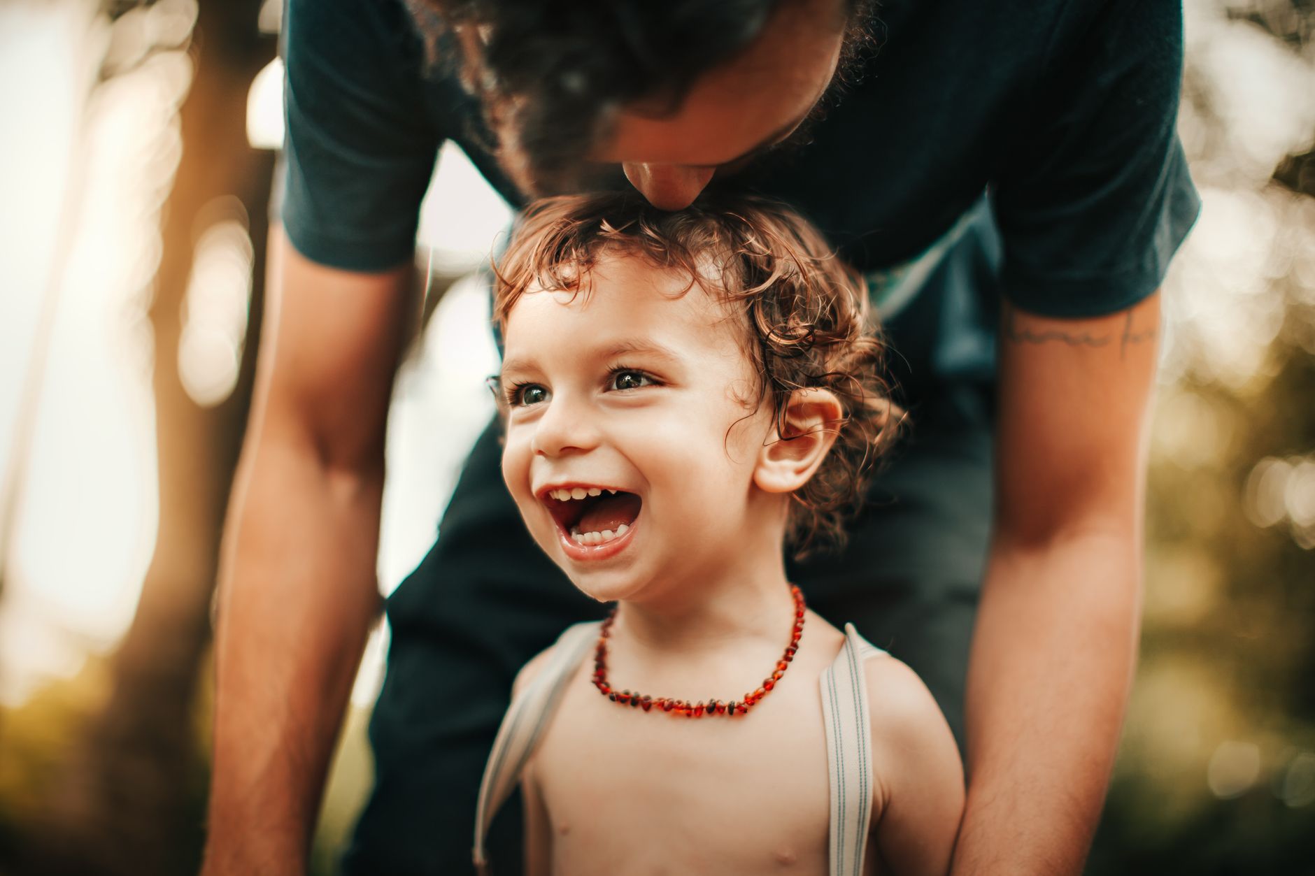 découvrez comment contester un refus de dcem pour votre enfant mineur et assurez sa circulation internationale. suivez nos conseils pratiques et informatifs pour naviguer dans les démarches administratives et garantir le droit de voyage de votre enfant.