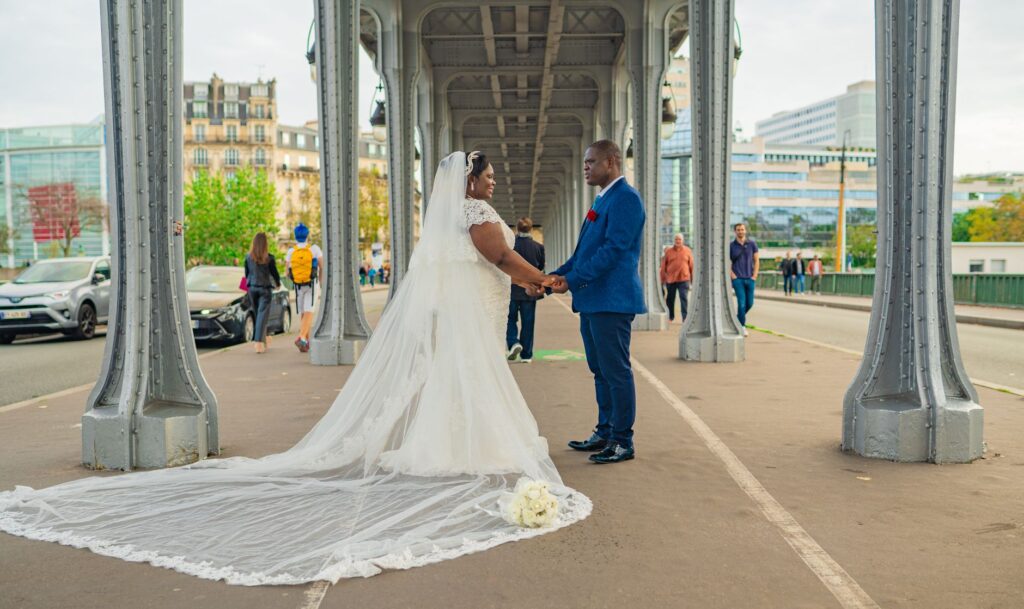 Décret ou mariage ? Le bon choix pour décrocher la nationalité en un temps record 