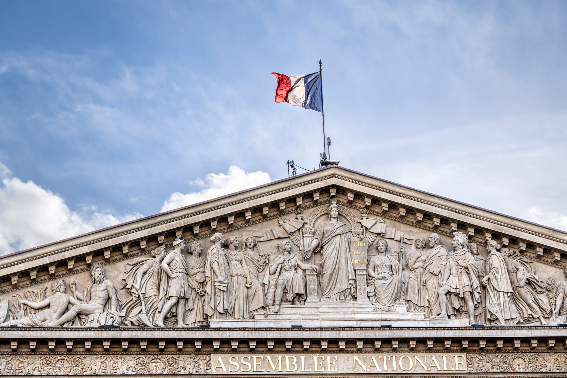 découvrez tout ce qu'il faut savoir sur les délais de naturalisation après un entretien. informez-vous sur les étapes importantes, les attentes et les facteurs pouvant influencer le temps d'attente pour obtenir votre citoyenneté. restez préparé et rassuré grâce à nos conseils pratiques.