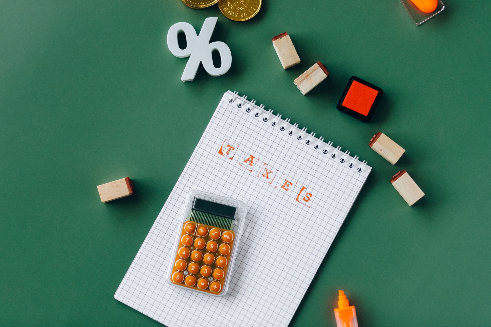 découvrez comment la double nationalité peut impacter votre situation fiscale. cette analyse approfondie vous renseigne sur les obligations fiscales, les avantages et les inconvénients liés à la détention de deux nationalités. informez-vous pour optimiser votre fiscalité et éviter les imprévus.