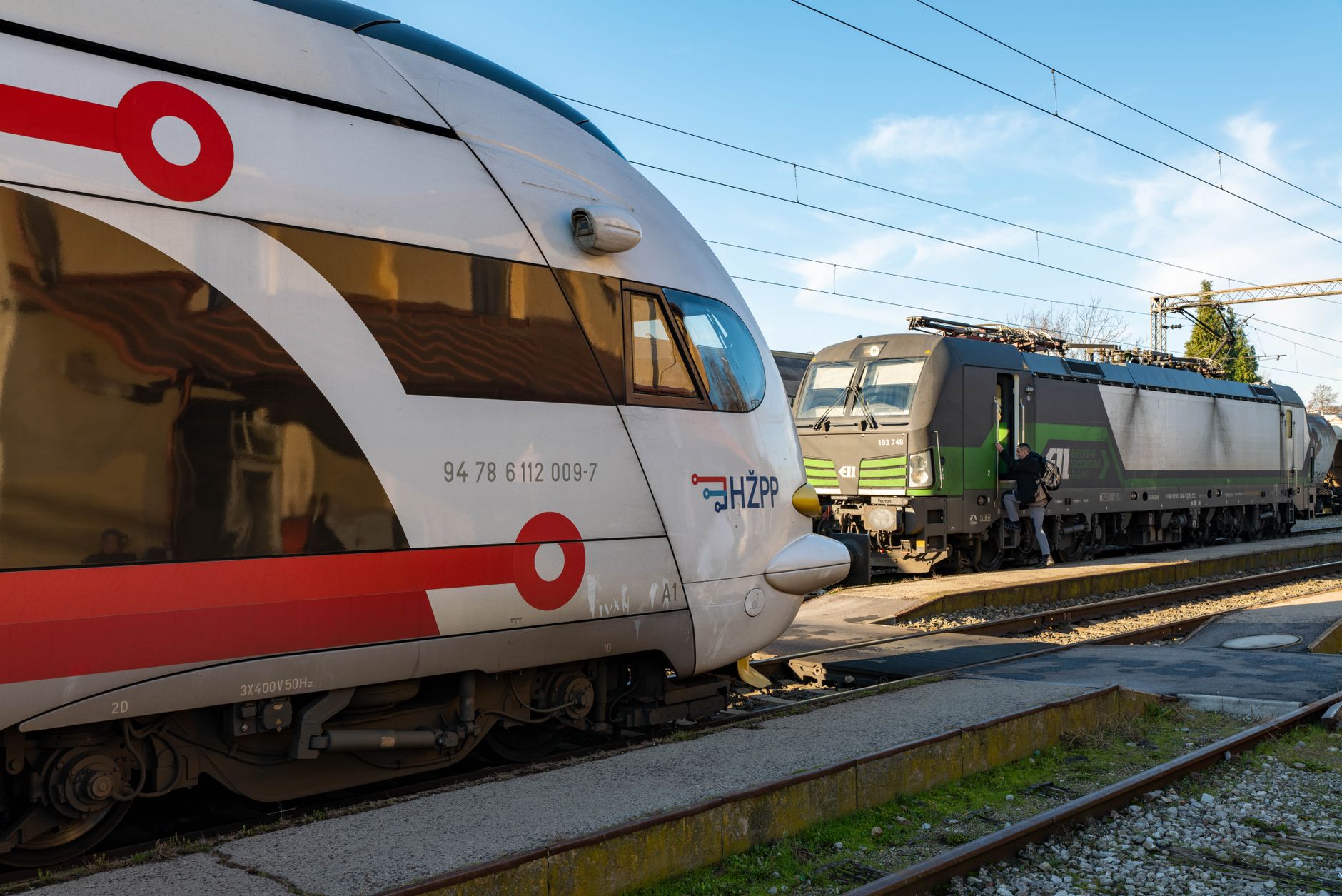 découvrez toutes les informations pratiques sur la préfecture du bas-rhin : ses horaires d'ouverture, ses coordonnées, ainsi que les services disponibles en ligne pour faciliter vos démarches administratives.