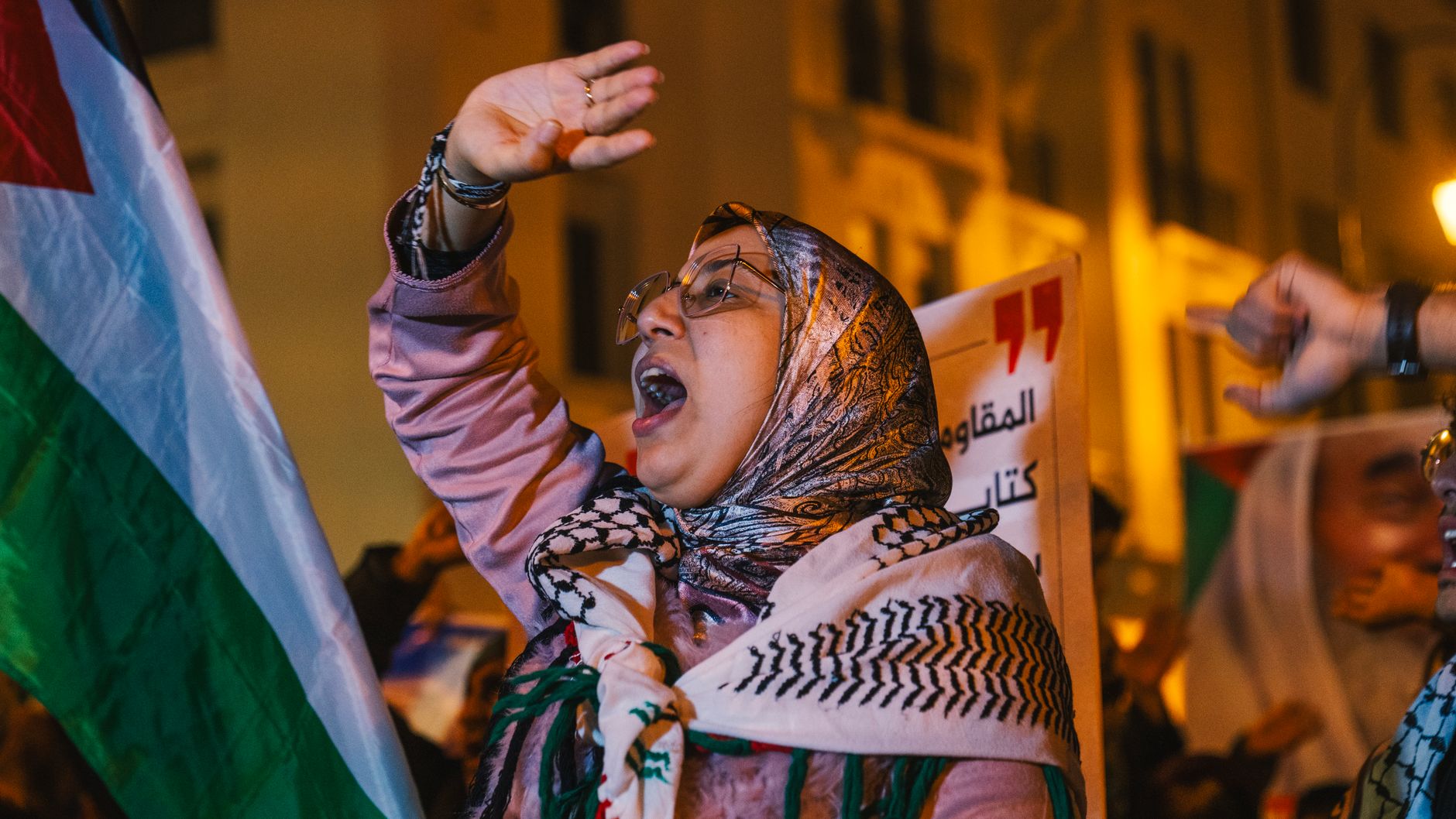 découvrez comment la france prend une décision historique en acc accordant le statut de réfugié aux palestiniens de gaza, marquant un tournant significatif dans sa politique d'asile et son engagement humanitaire.
