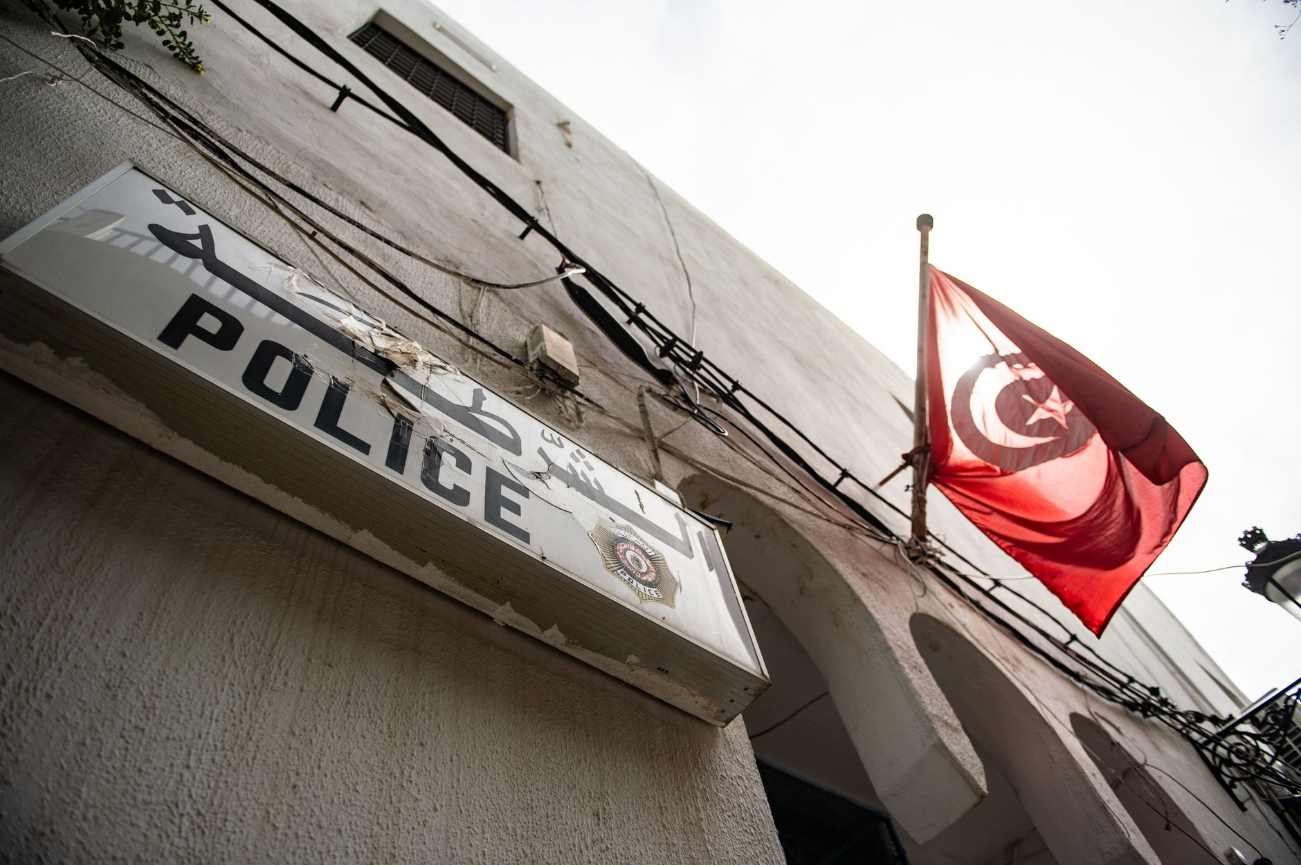 Le phénomène de l'immigration tunisienne en France : un pic sans précédent surpassant les flux en provenance d'Algérie et du Maroc