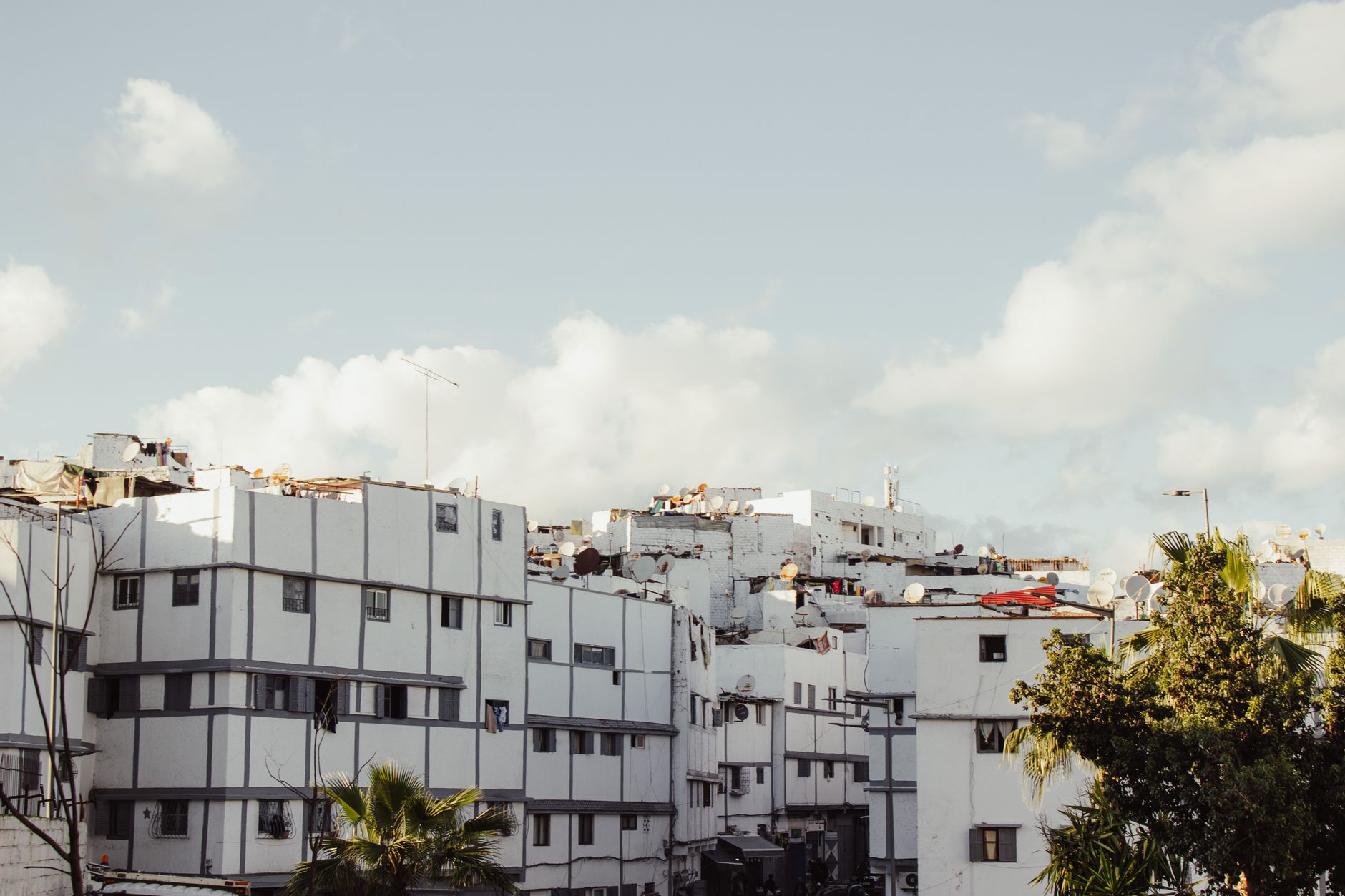 découvrez si vous pouvez quitter la tunisie avec un récépissé de renouvellement de titre de séjour français. informez-vous sur les conditions et démarches nécessaires pour voyager en toute sérénité.