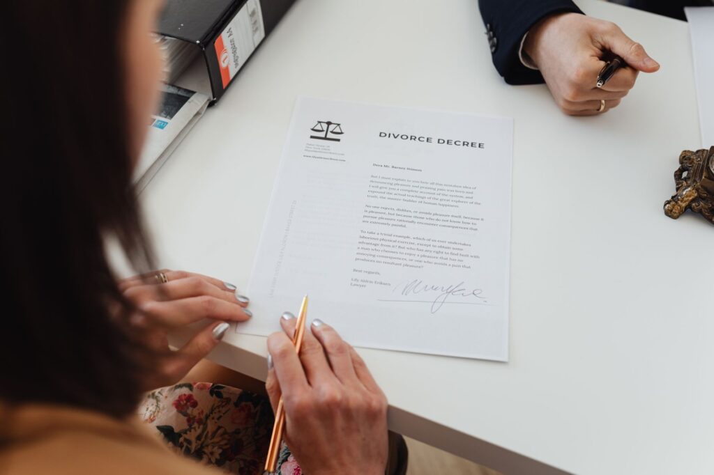 Peut-on vraiment perdre la nationalité française après un divorce ? Découvrez la vérité choquante !