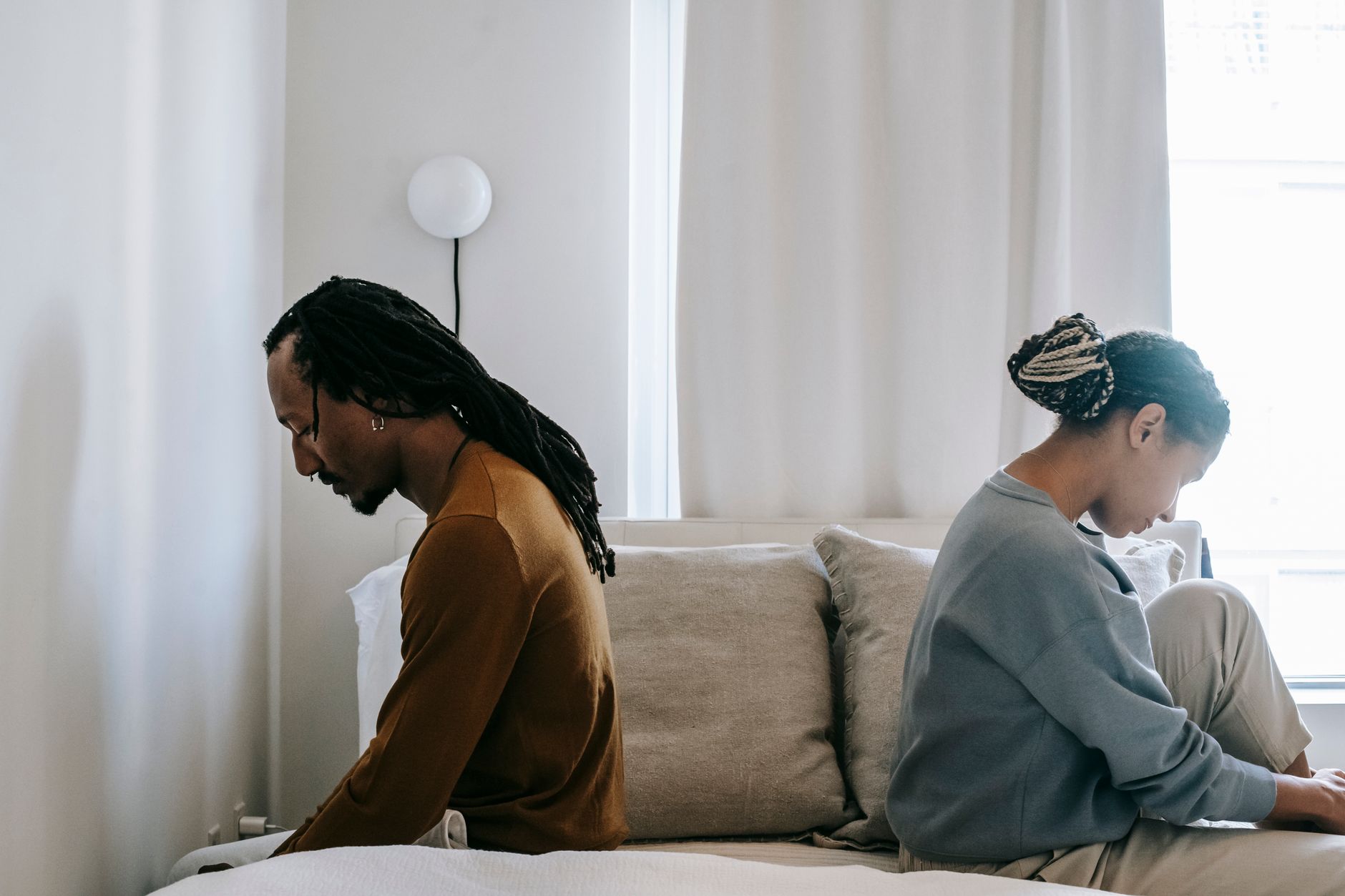 découvrez la vérité choquante sur la perte de la nationalité française après un divorce. cet article explore les conditions et les implications juridiques liées à ce sujet délicat. ne laissez pas le doute s'installer, informez-vous dès maintenant!
