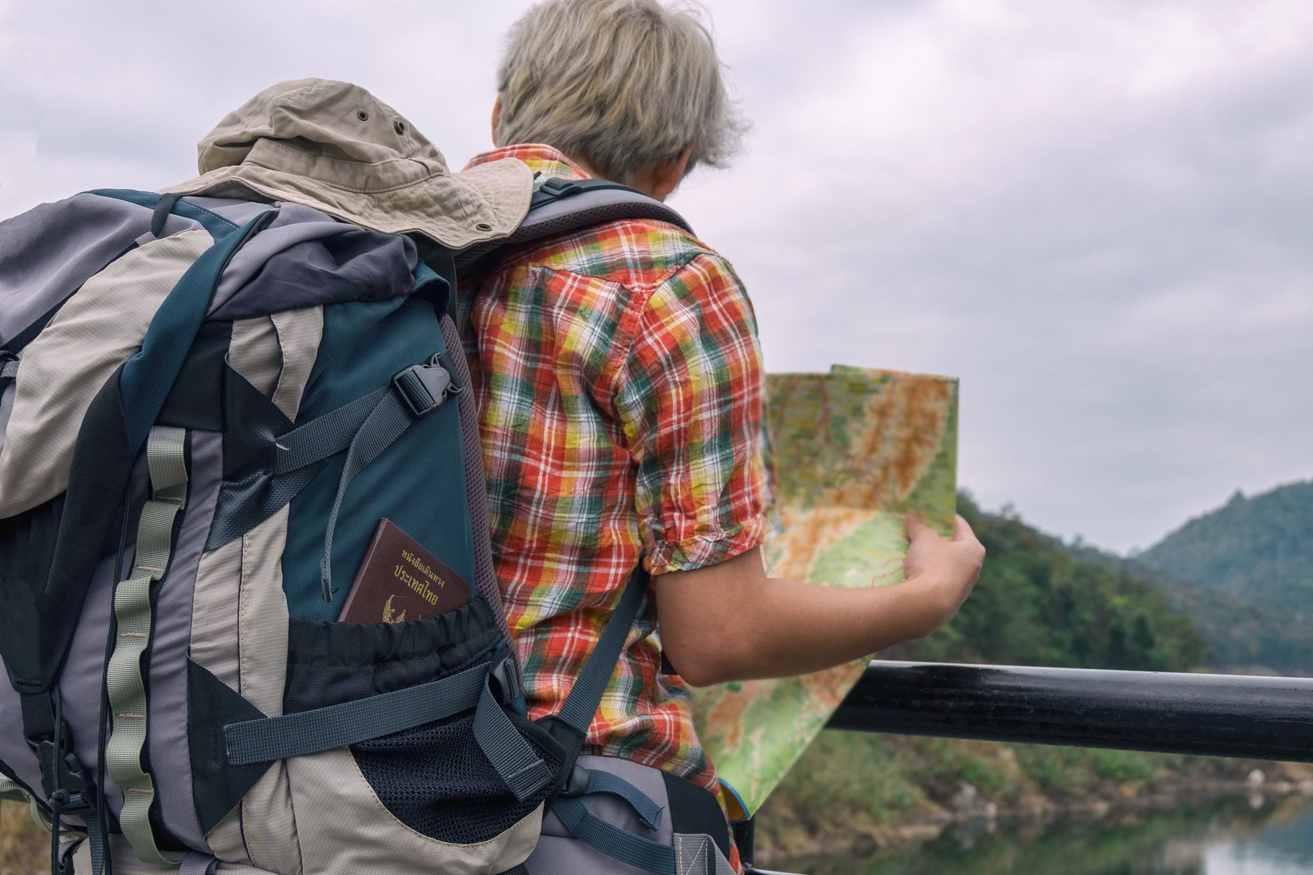 découvrez comment voyager hors de france en toute sérénité avec une carte pluriannuelle. explorez des destinations fascinantes tout en profitant d'avantages exclusifs et de tarifs préférentiels pour vos voyages à l'étranger.